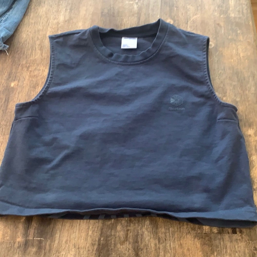 Reebok Classic Crop Tank | Size Medium